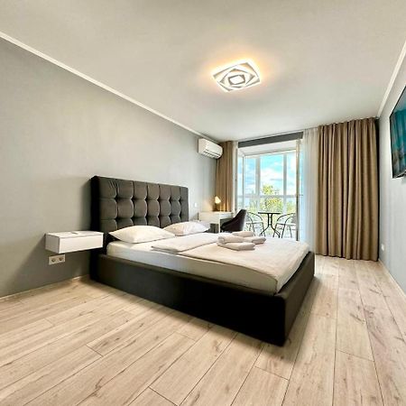 Apartpoltava Апартаменти Бізнес-Класу В Престижній Новобудові З Панорамним Балконом Центр Exteriör bild