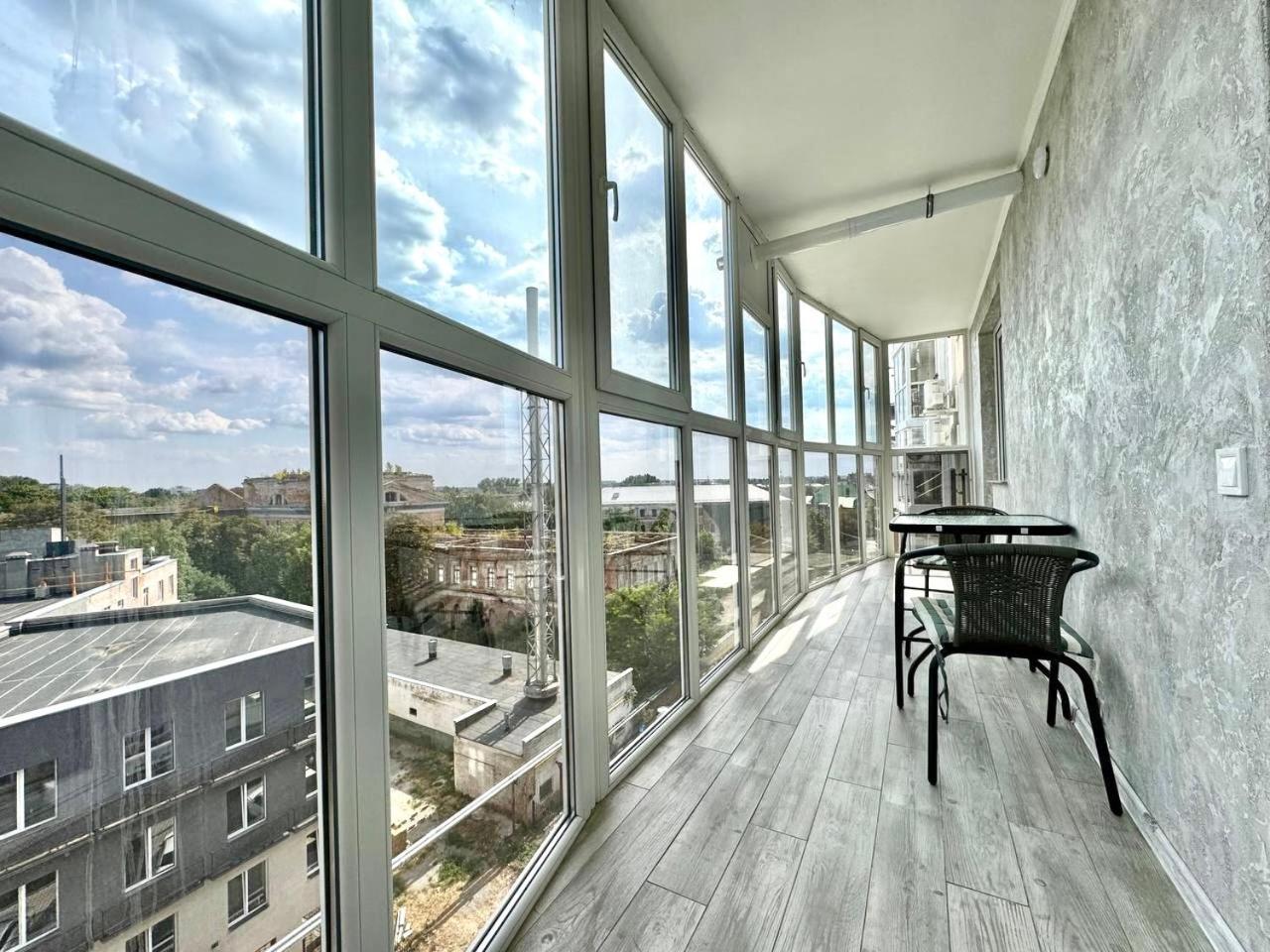 Apartpoltava Апартаменти Бізнес-Класу В Престижній Новобудові З Панорамним Балконом Центр Exteriör bild