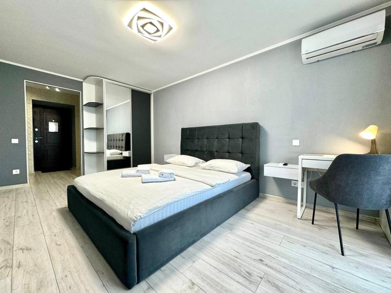 Apartpoltava Апартаменти Бізнес-Класу В Престижній Новобудові З Панорамним Балконом Центр Exteriör bild